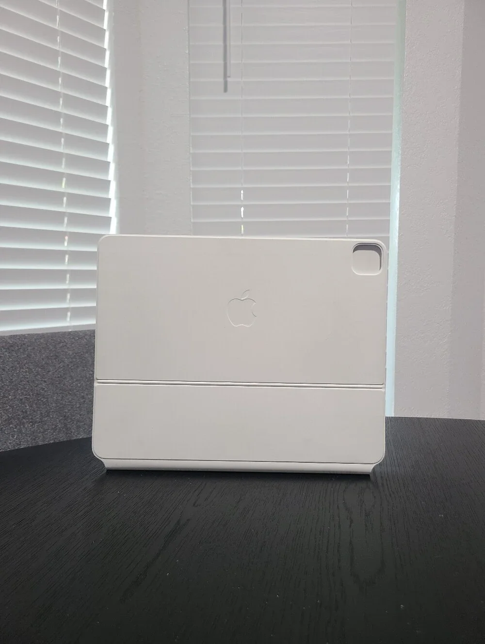 Apple Magic Keyboad Case ipad pro 12.9 M2 - Model A2480